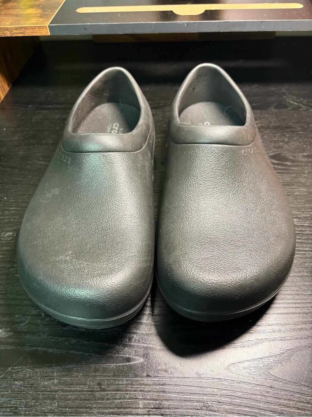 Croc rubber slide in shoes size women 10 men’s 8